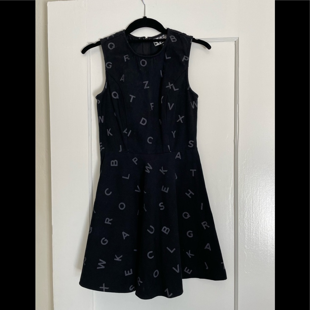 Duden dusen alphabet dress